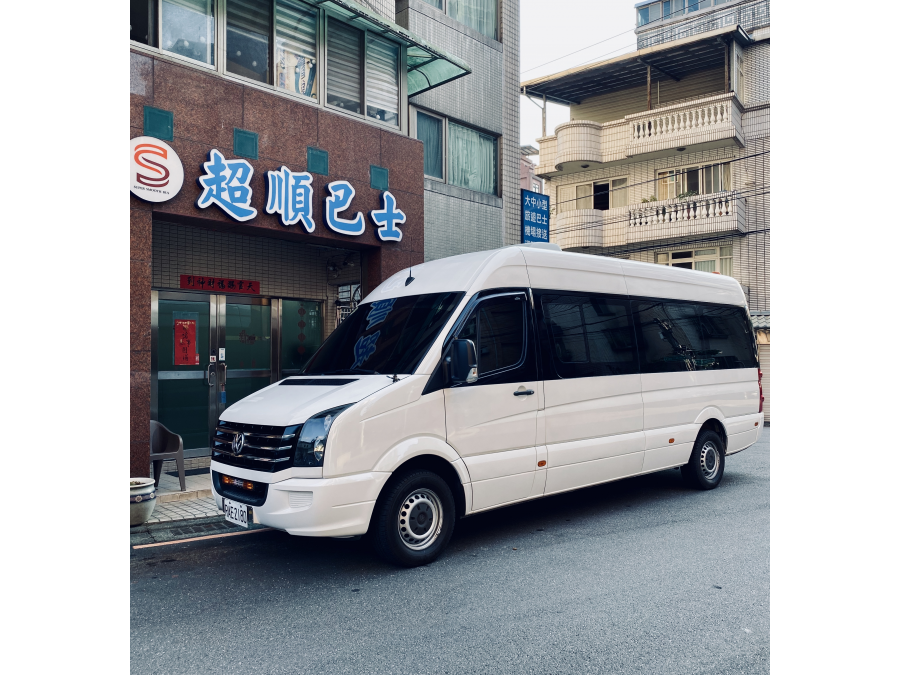 豪華大器保母車 